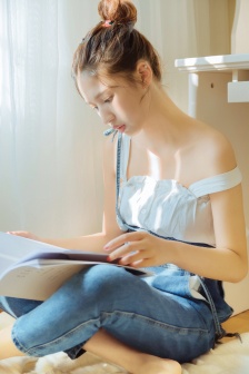 明星专题：黄致列